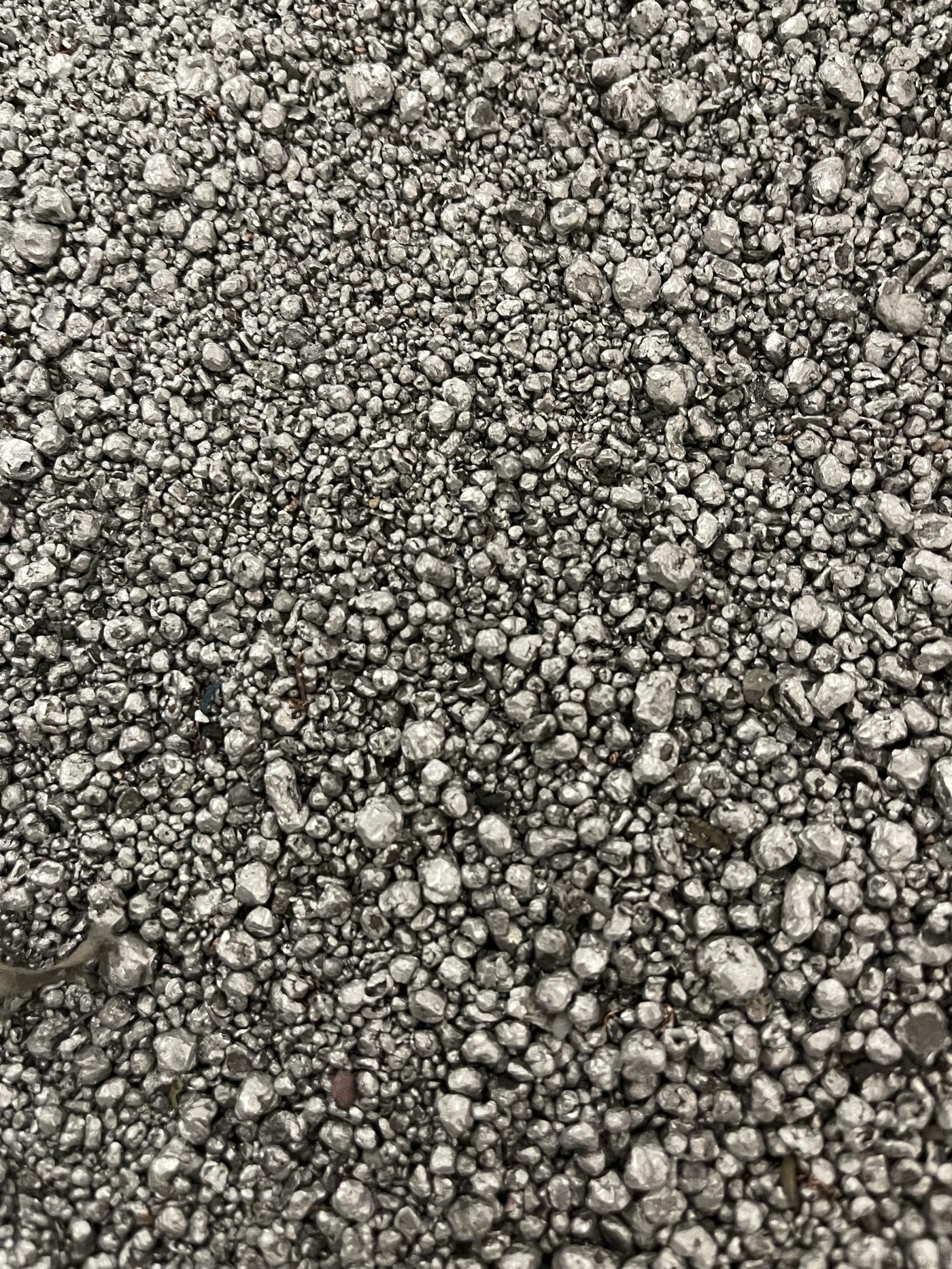 Shredded aluminium scrap